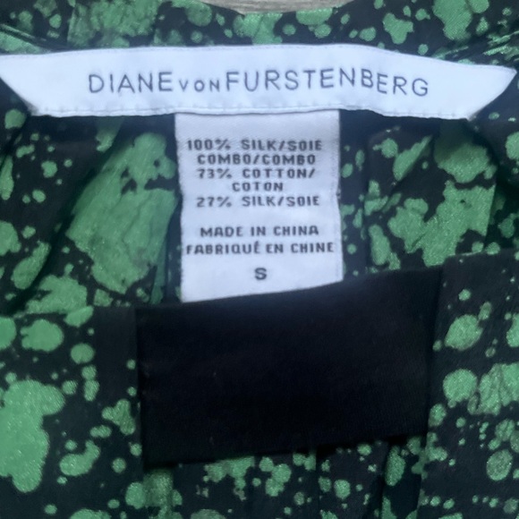 Diane Von Furstenberg Green Black Bubble Sleeve Silk Tunic Blouse Size S Career - Picture 2 of 7
